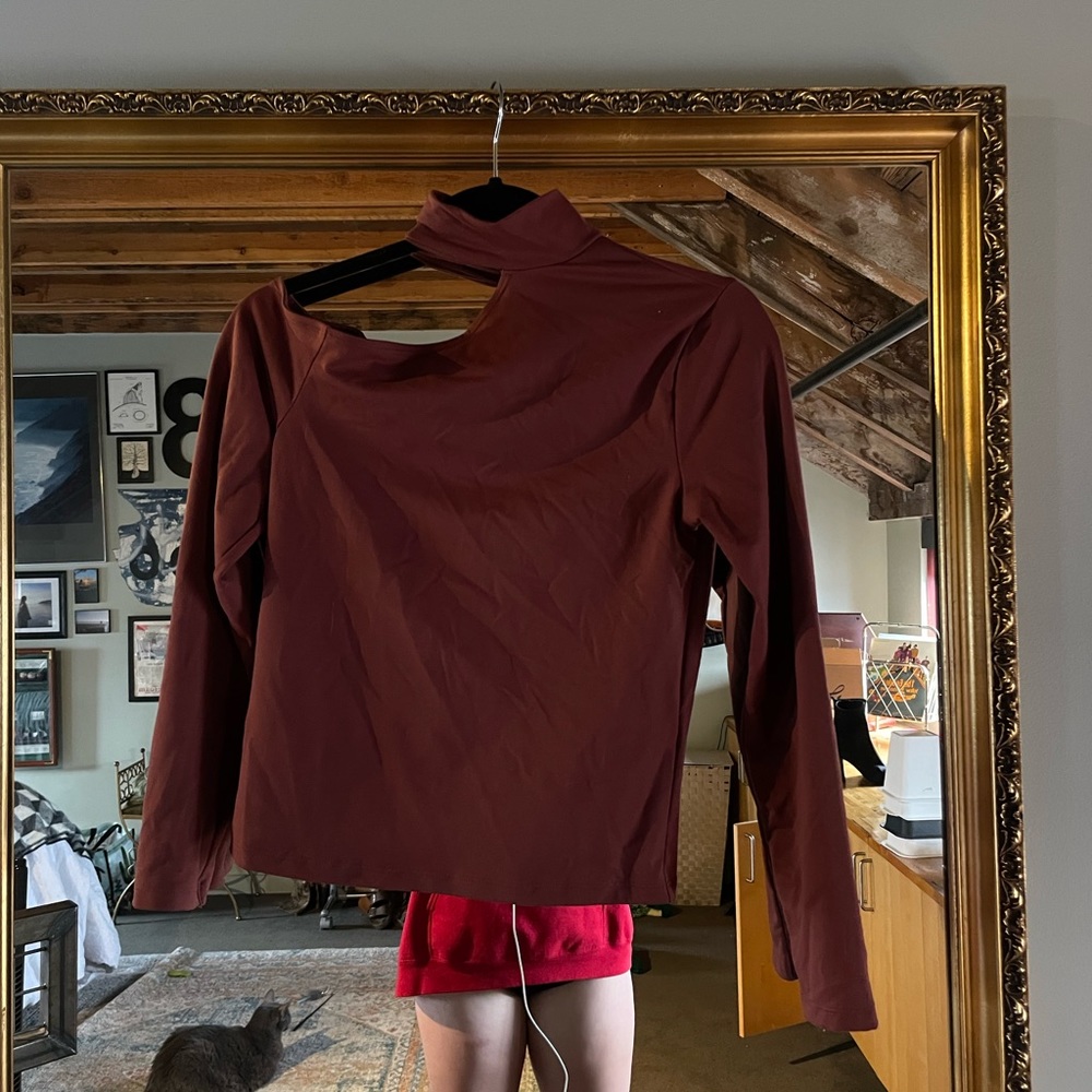 Abercrombie & Fitch one shoulder Longsleeve top